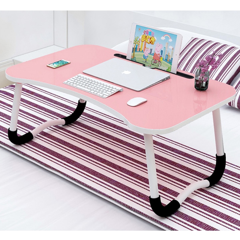 Πτυσσόμενο τραπέζι υπολογιστή στο u-κρεβάτι